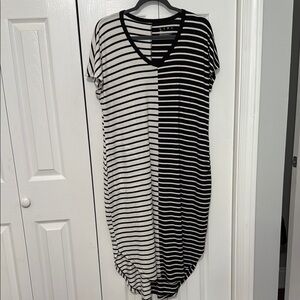 LIVI Black and White Striped V-Neck Dress
